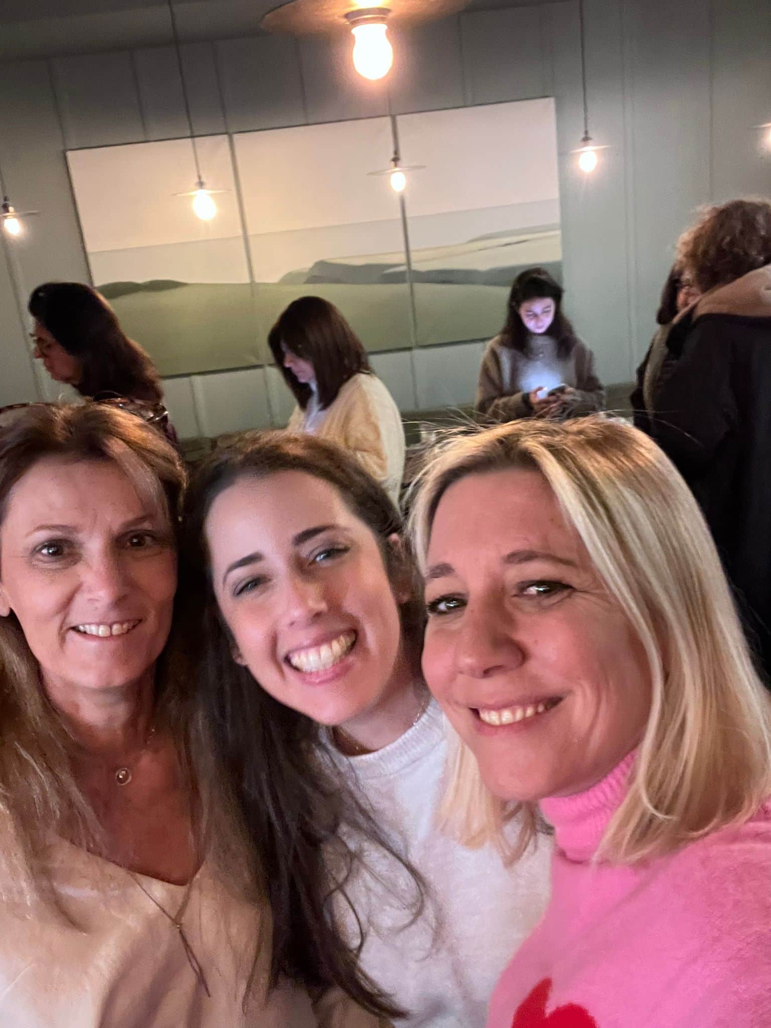 ROCHE NET WORKING le réseau professionnel des femmes juives de France ROCHE NET WORKING le réseau professionnel des femmes juives de France